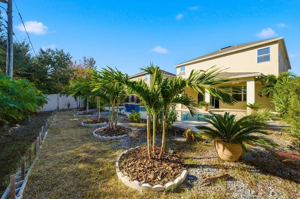 10534 Lake Seminole Terrace, Seminole, FL 33772 Photo