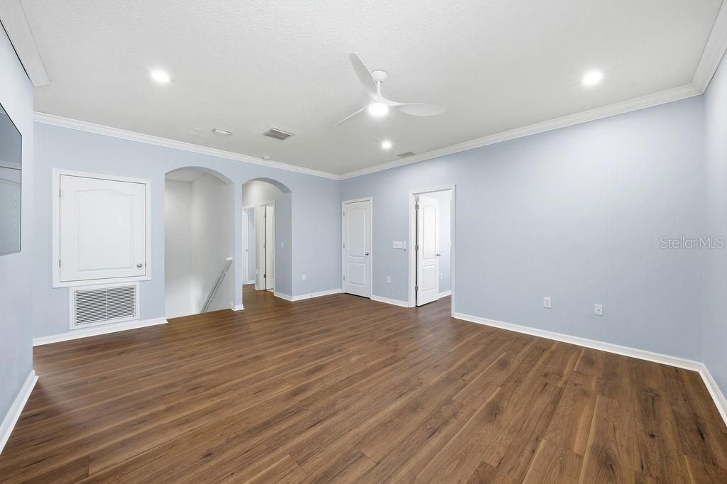 10534 Lake Seminole Terrace, Seminole, FL 33772 Photo