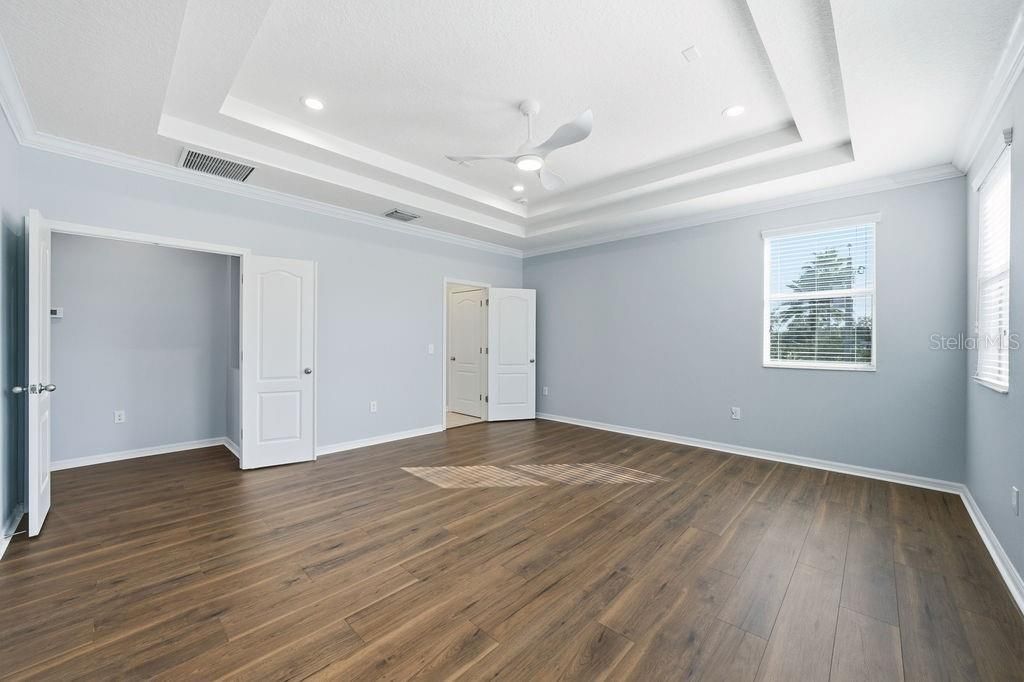 10534 Lake Seminole Terrace, Seminole, FL 33772 Photo