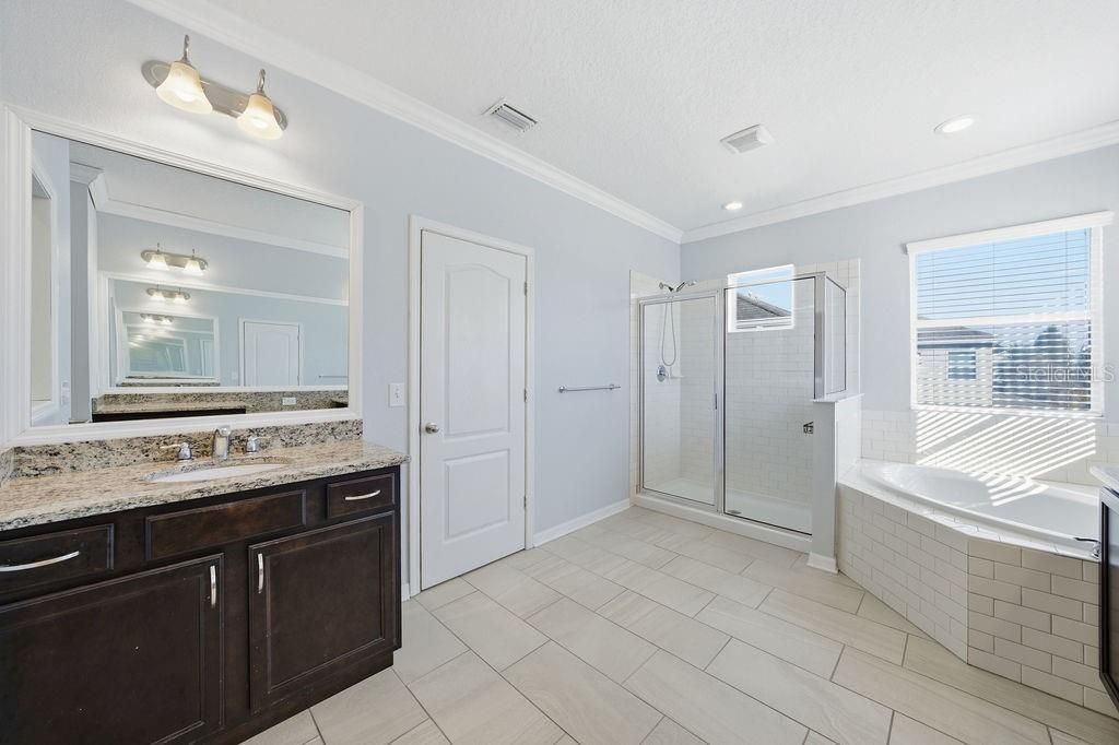 10534 Lake Seminole Terrace, Seminole, FL 33772 Photo