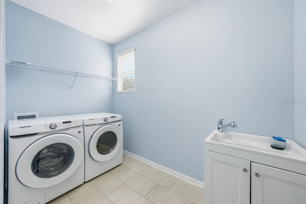 10534 Lake Seminole Terrace, Seminole, FL 33772 Photo