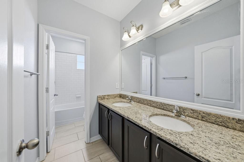 10534 Lake Seminole Terrace, Seminole, FL 33772 Photo