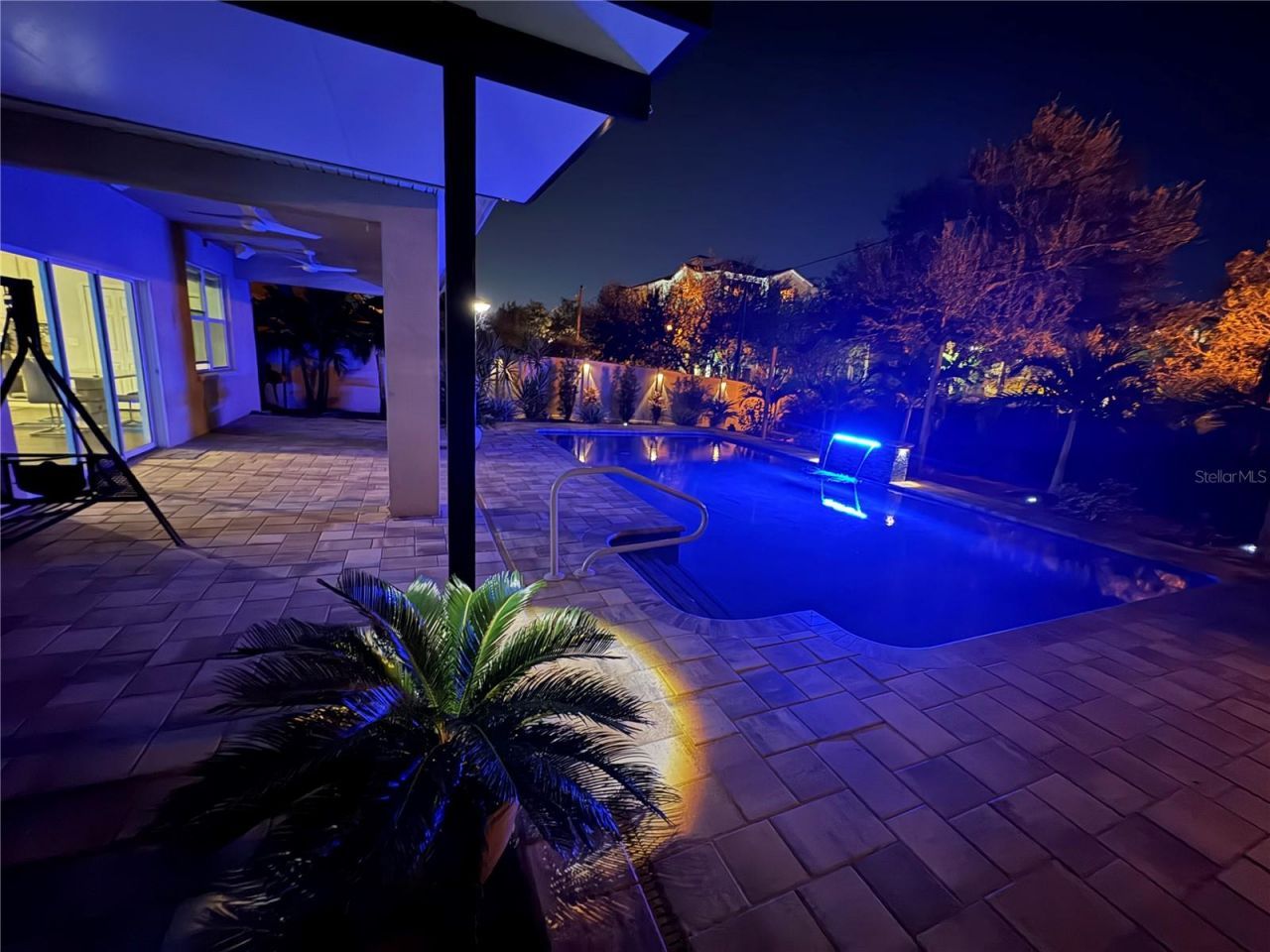 10534 Lake Seminole Terrace, Seminole, FL 33772 Photo