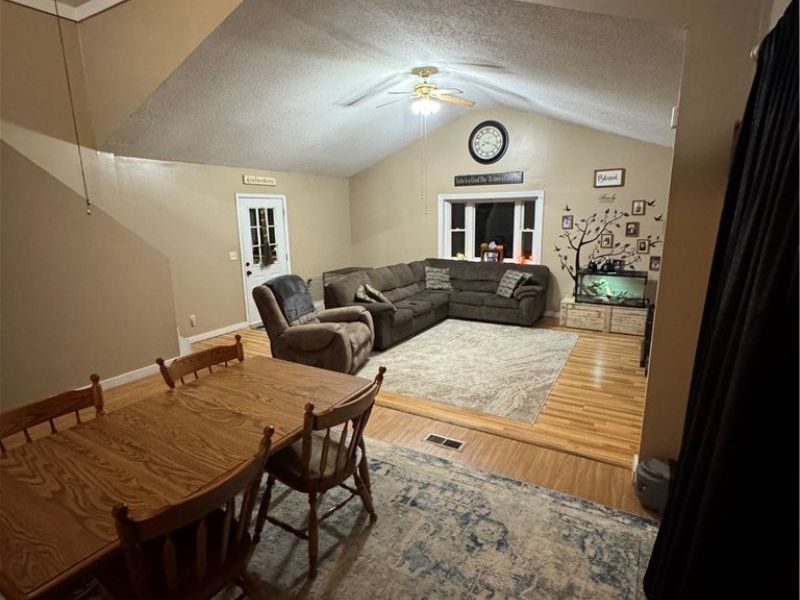 2285 Archer Lane, Zanesville, OH 43701 Photo 4