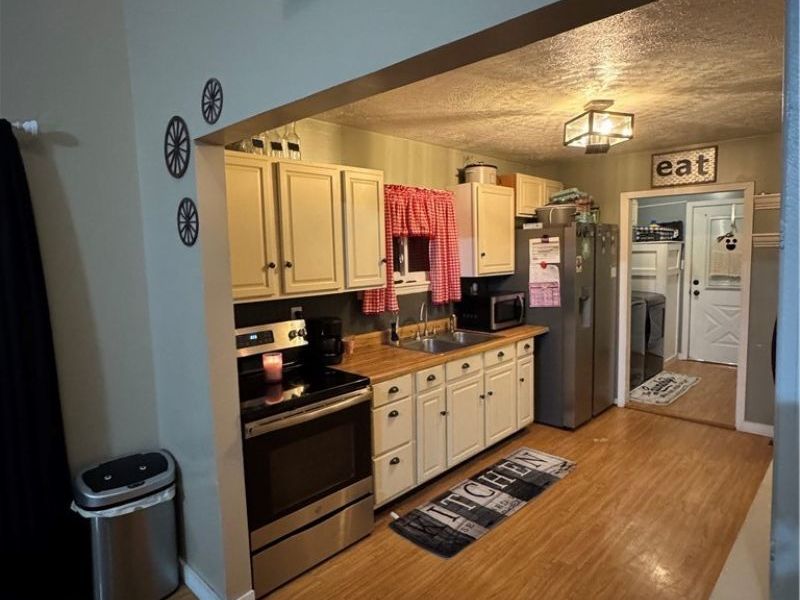 2285 Archer Lane, Zanesville, OH 43701 Photo 9