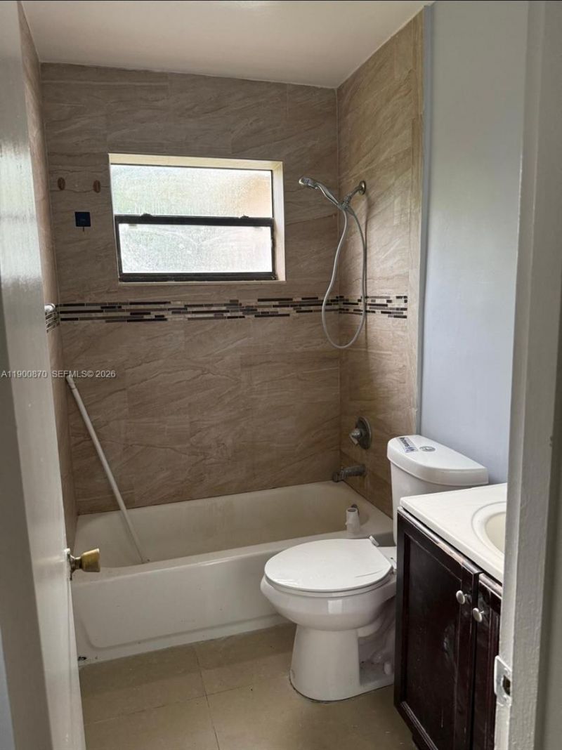 2401 Largo Dr, Miramar, FL 33023 Photo