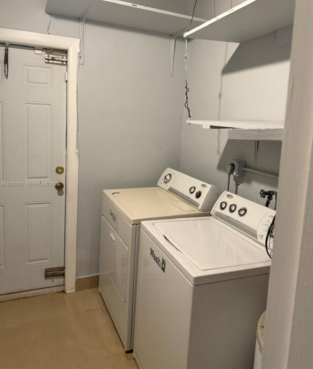 2401 Largo Dr, Miramar, FL 33023 Photo