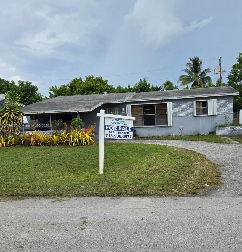 2401 Largo Dr, Miramar, FL 33023 Photo