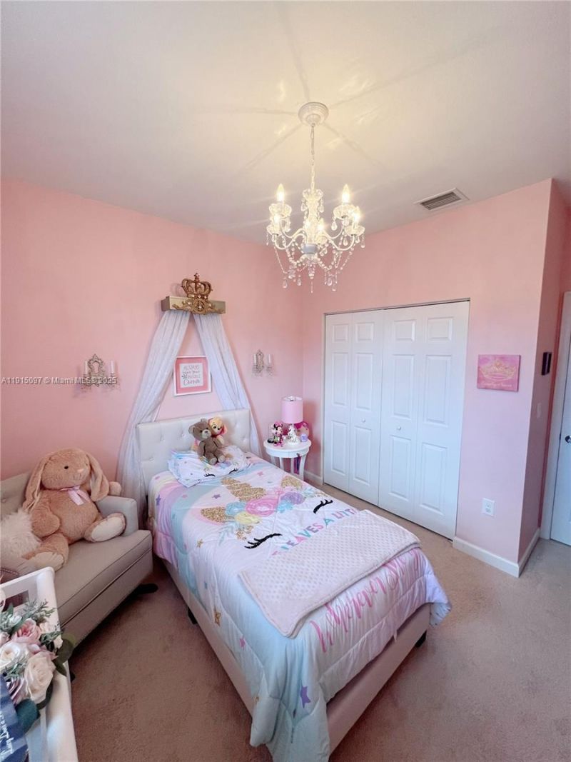 517 SE 34th Ter, Homestead, FL 33033 Photo