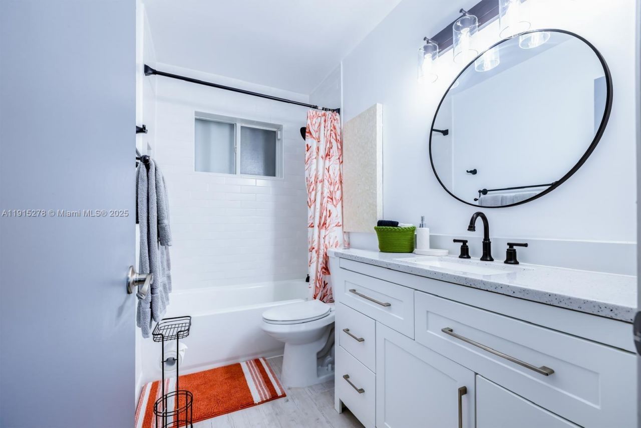 312 N Luna Ct, Hollywood, FL 33021 Photo