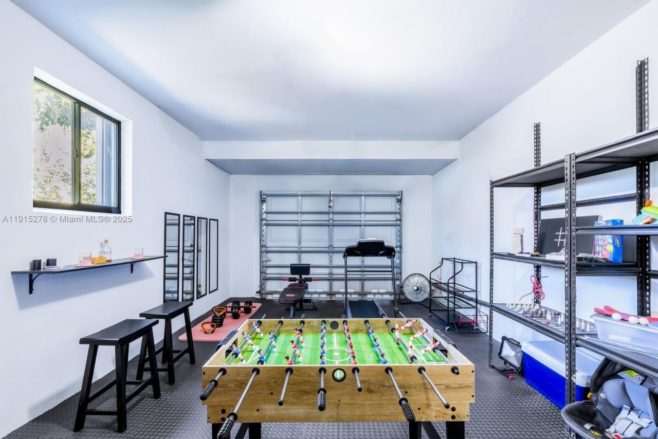 312 N Luna Ct, Hollywood, FL 33021 Photo