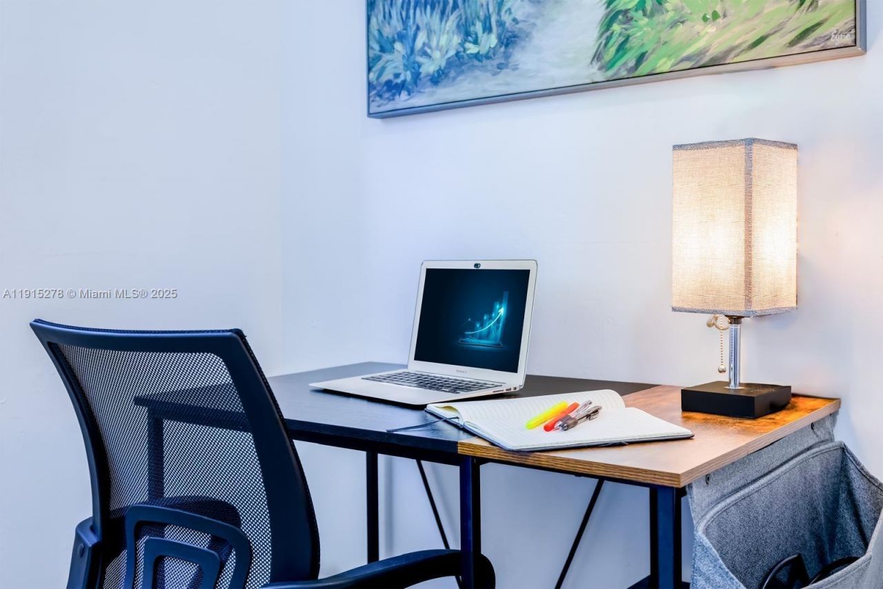 312 N Luna Ct, Hollywood, FL 33021 Photo