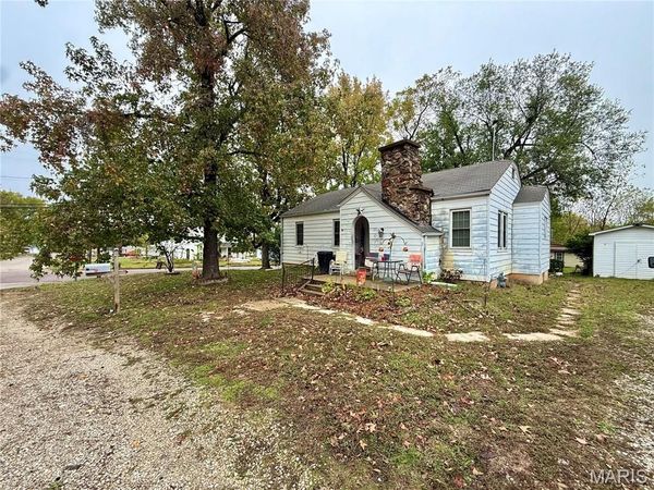 107 N Springfield Street, Cuba, MO 65453