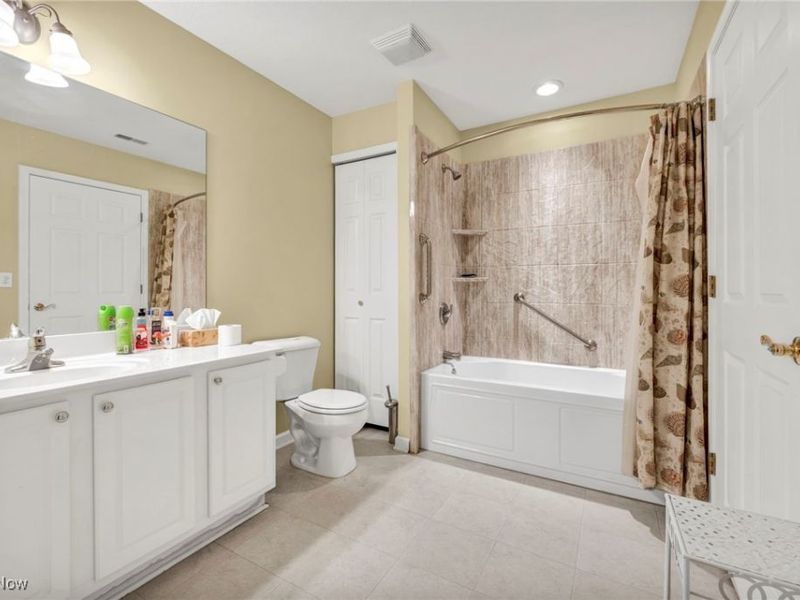 455 Classic Drive, Tallmadge, OH 44278 Photo 24