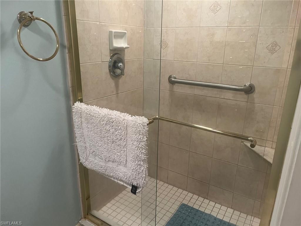 13191 Oakmont Dr, Unit 8, Fort Myers, FL 33907 Photo