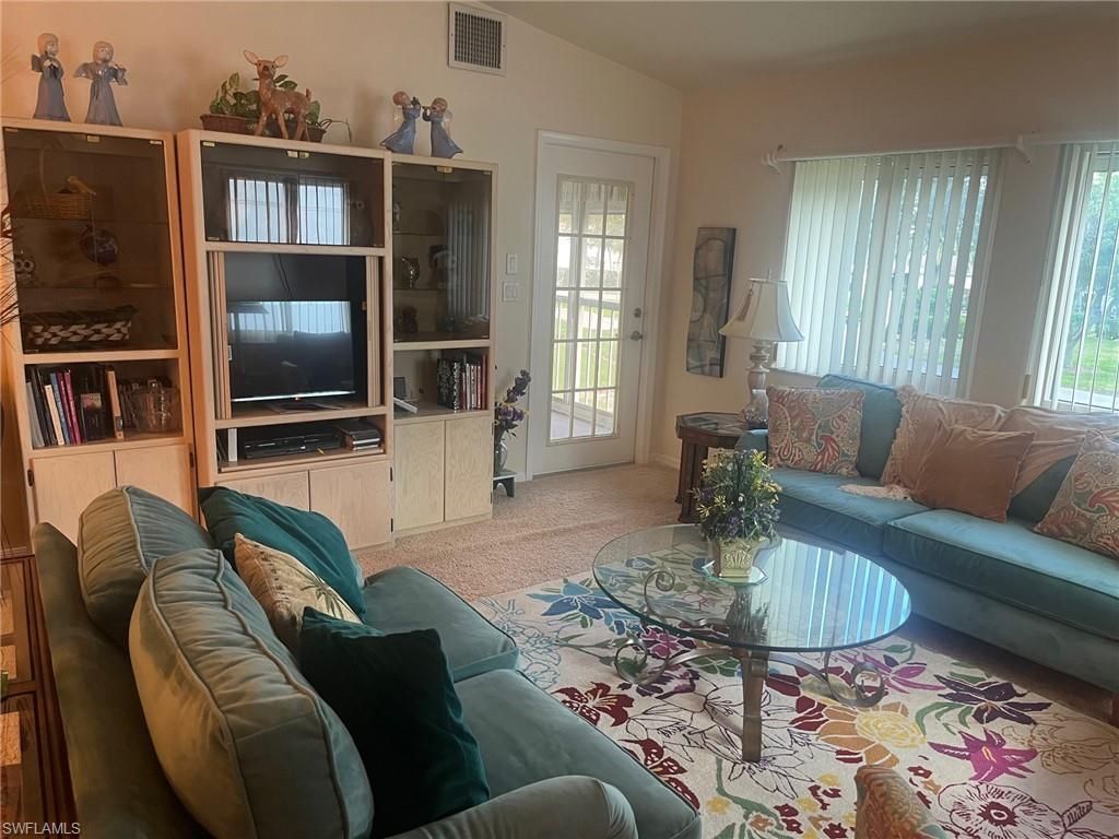 13191 Oakmont Dr, Unit 8, Fort Myers, FL 33907 Photo