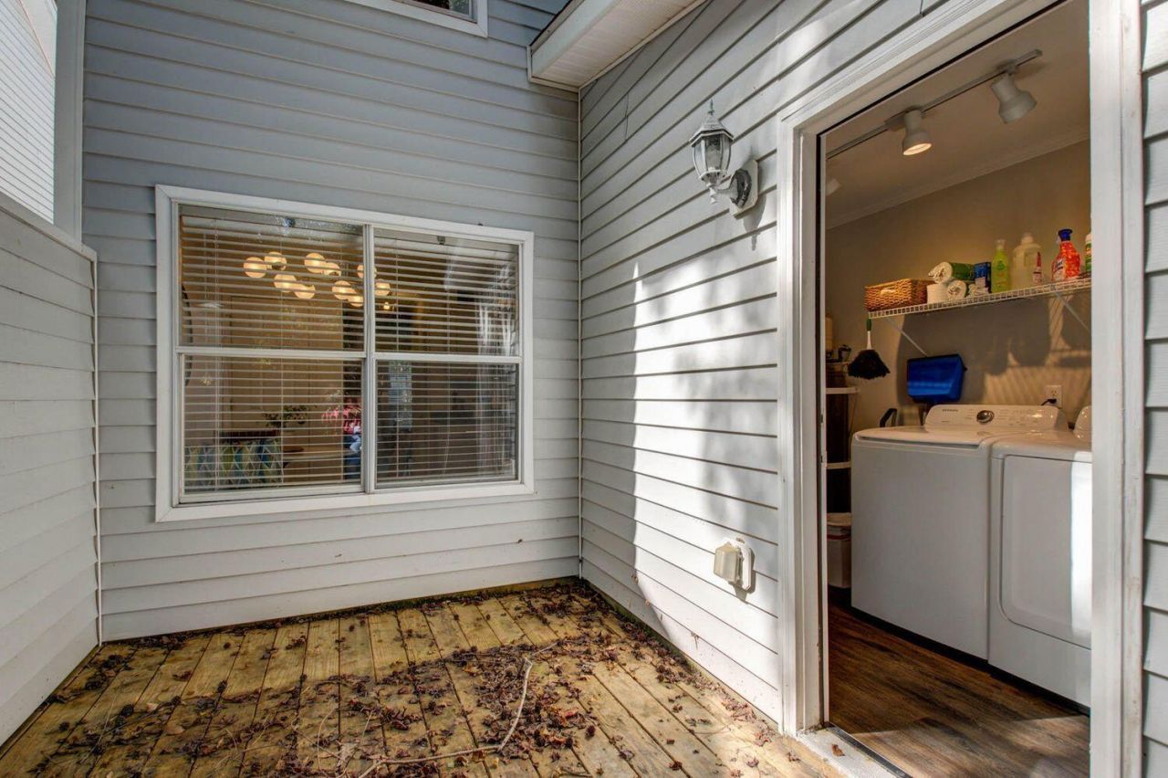 252 Howle Avenue Photo 17