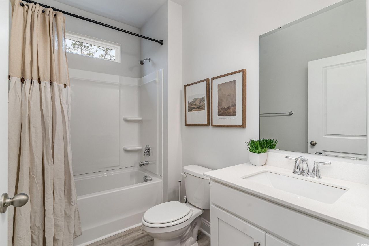 255 Konik St. Photo 13