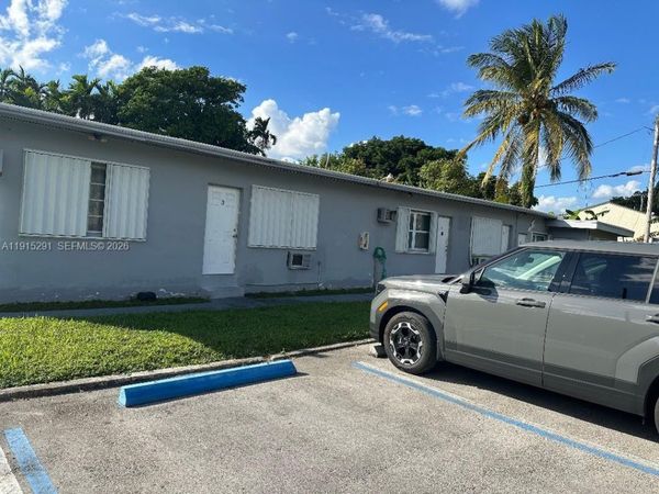 1293 NE 109th St, Unit 3, Miami, FL 33161