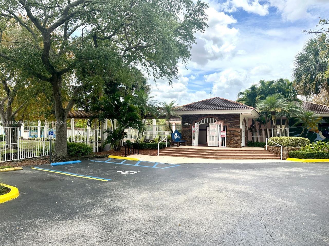 9712 Hammocks Blvd, Unit 201-30, Miami, FL 33196 Photo