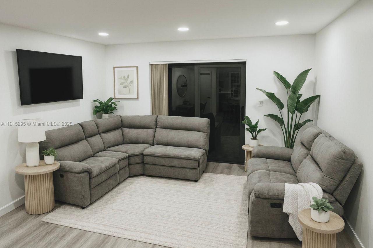 9712 Hammocks Blvd, Unit 201-30, Miami, FL 33196 Photo