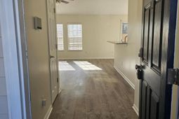 1424 Pinethicket Drive photo 4