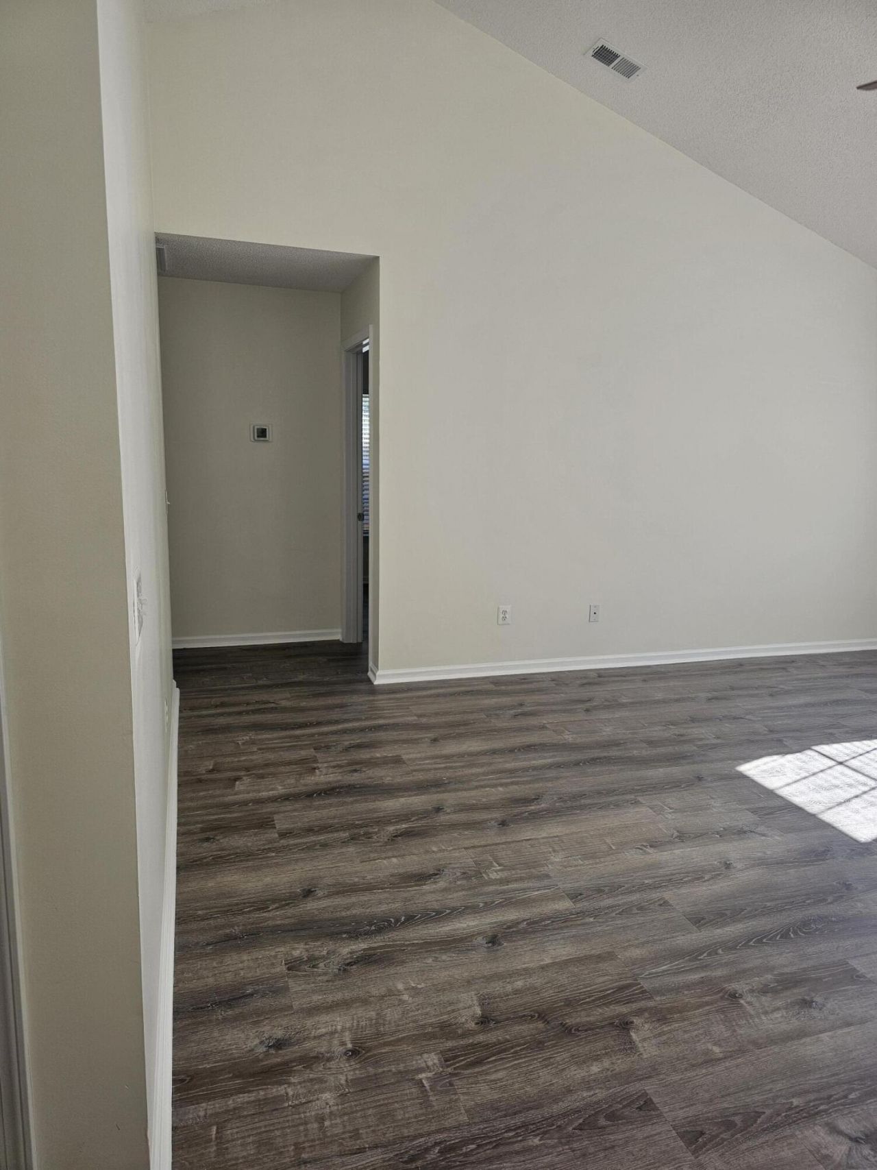 1424 Pinethicket Drive Photo 3