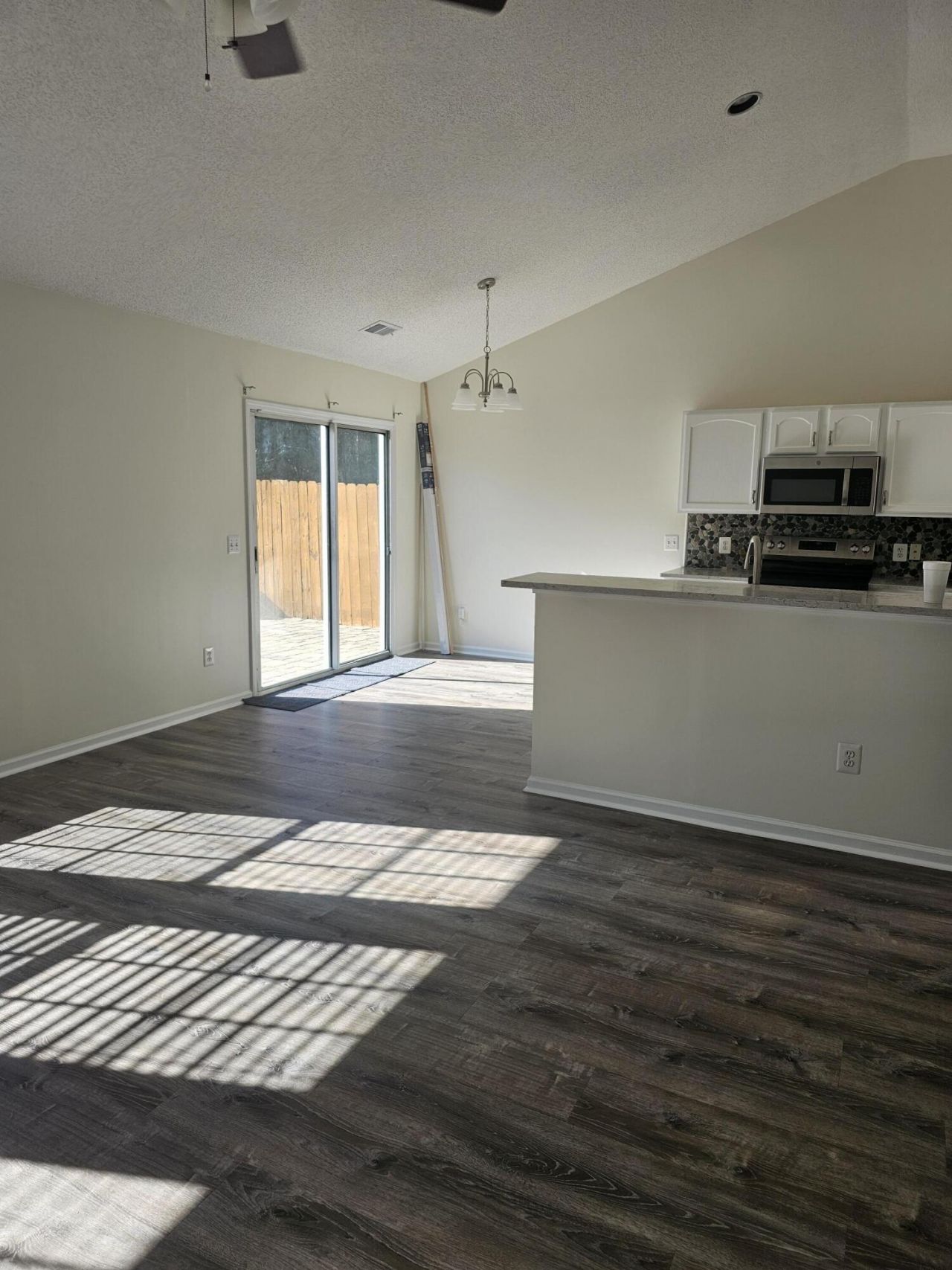 1424 Pinethicket Drive Photo 6