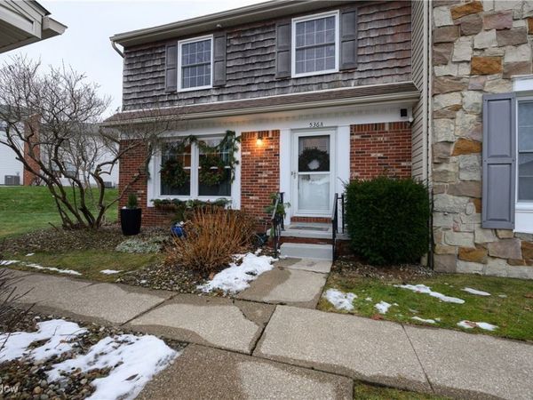 536 Austin Drive, Barberton, OH 44203