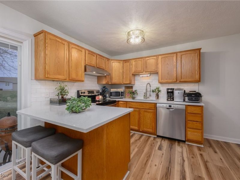 536 Austin Drive, Barberton, OH 44203 Photo 16