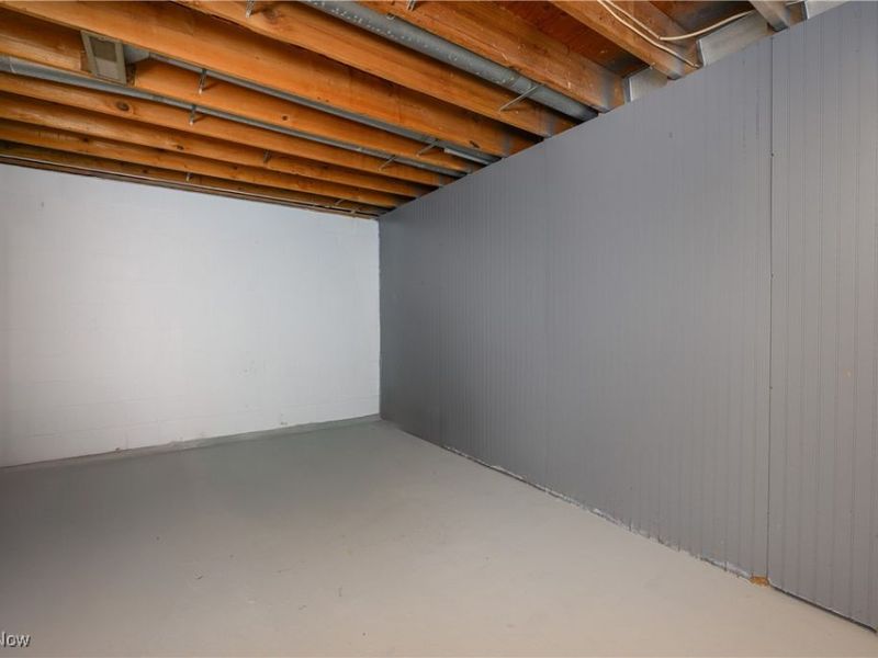 536 Austin Drive, Barberton, OH 44203 Photo 29