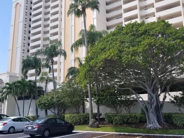 1270 GULF BOULEVARD, Unit 302, CLEARWATER BEACH, FL 33767