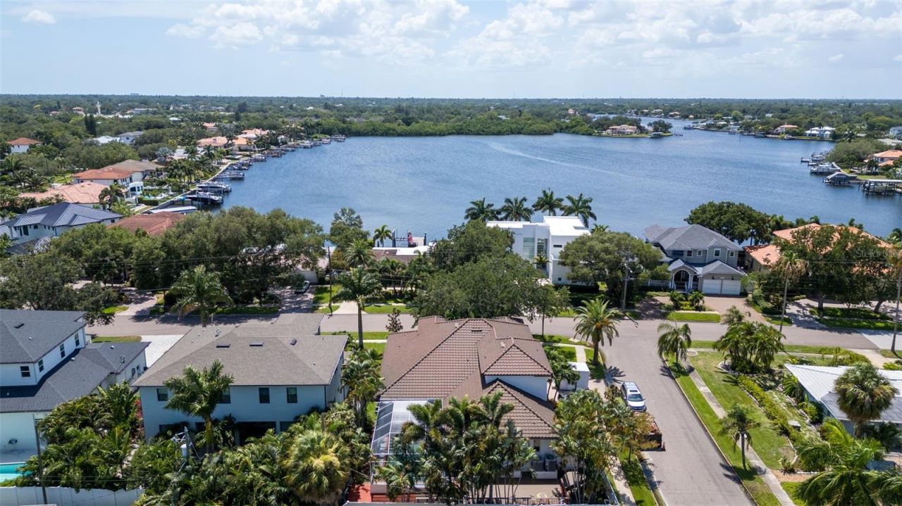 1089 Cordova Boulevard Ne, Saint Petersburg, FL 33704 Photo