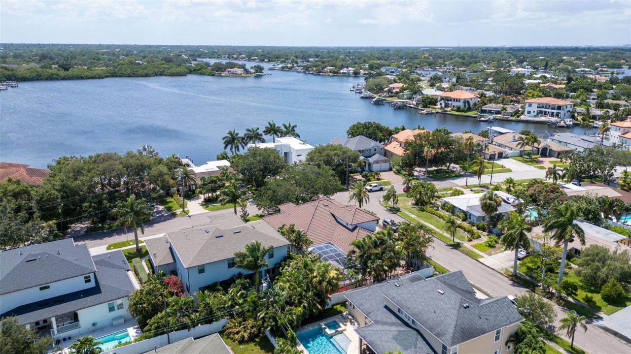 1089 Cordova Boulevard Ne, Saint Petersburg, FL 33704 Photo