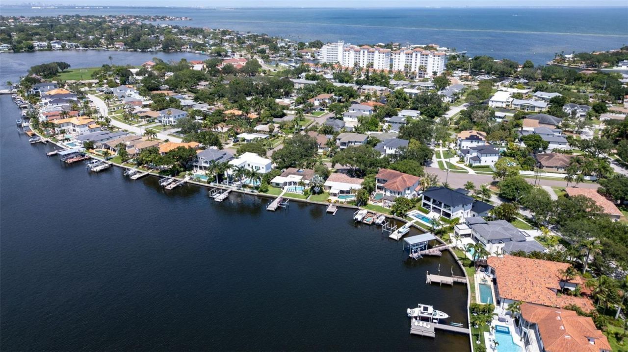 1089 Cordova Boulevard Ne, Saint Petersburg, FL 33704 Photo