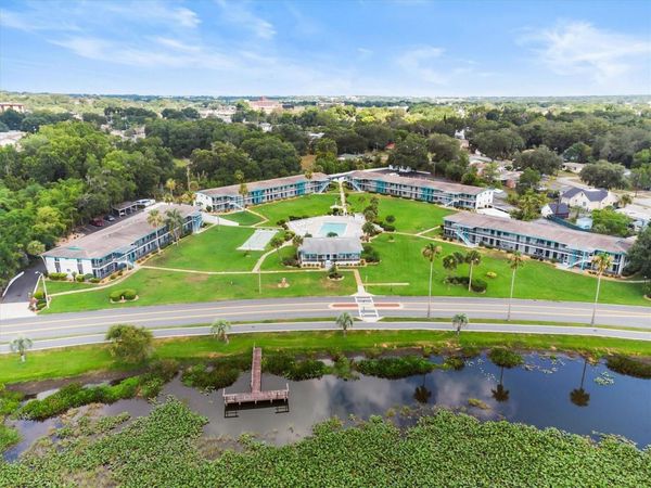 1600 W LAKE PARKER DRIVE, Unit D5, LAKELAND, FL 33805