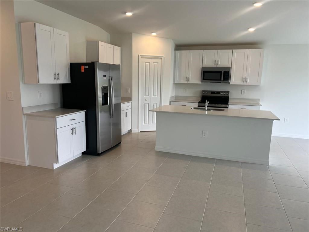 19712 Lavender Field Ct, Lehigh Acres, FL 33974 Photo