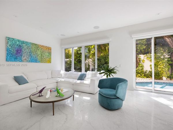 2760 Brickell Ct, Unit 2760, Miami, FL 33129