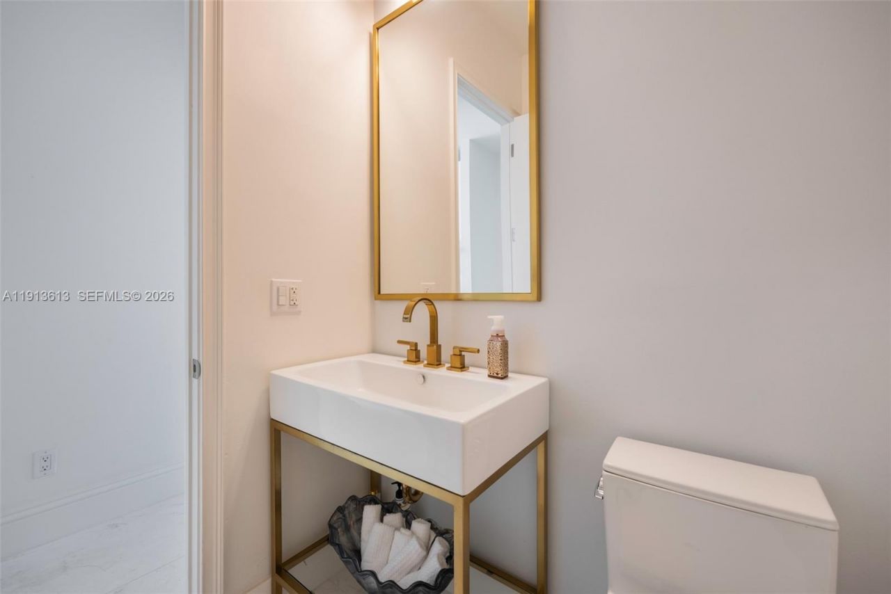 2760 Brickell Ct, Unit 2760, Miami, FL 33129 Photo