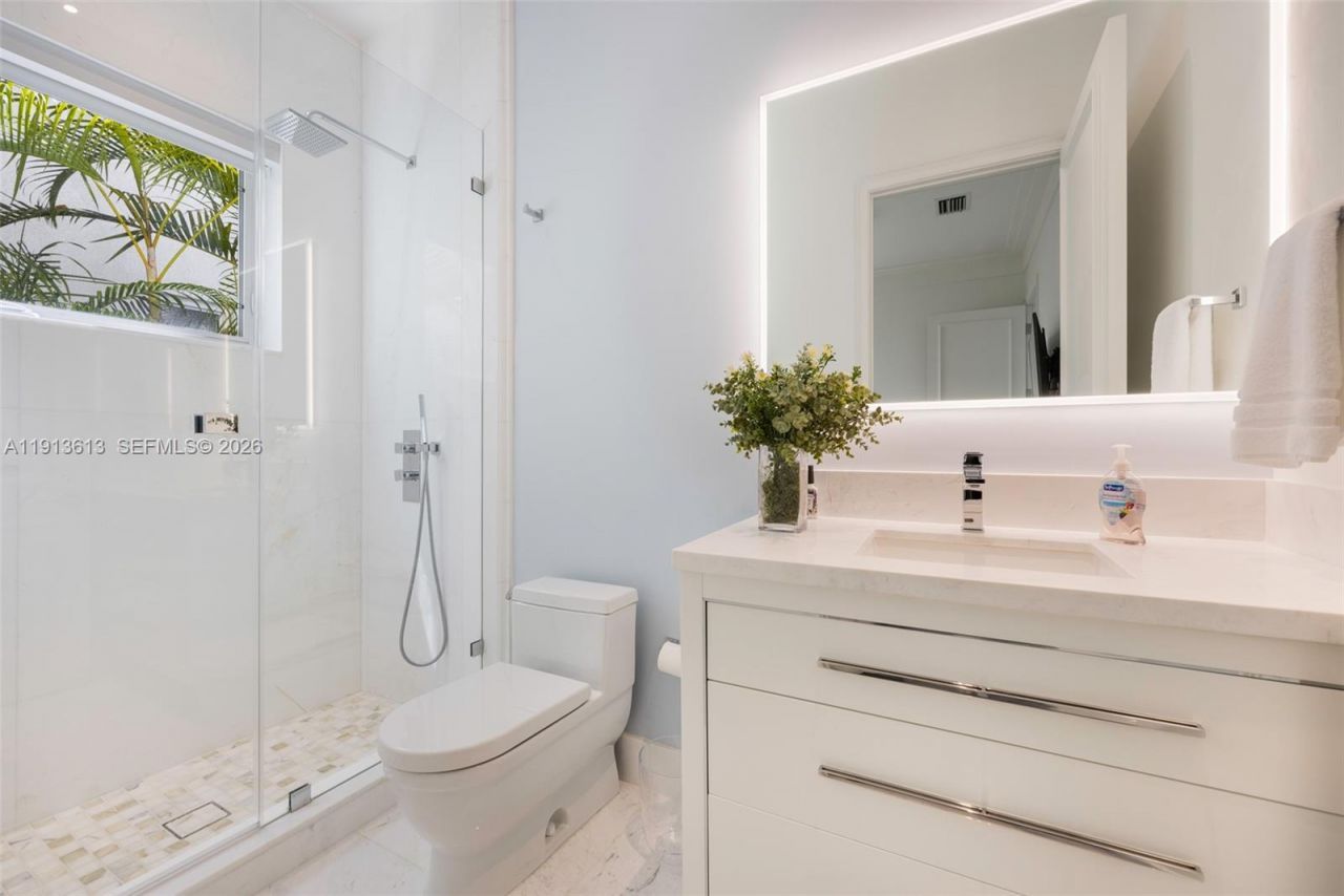 2760 Brickell Ct, Unit 2760, Miami, FL 33129 Photo