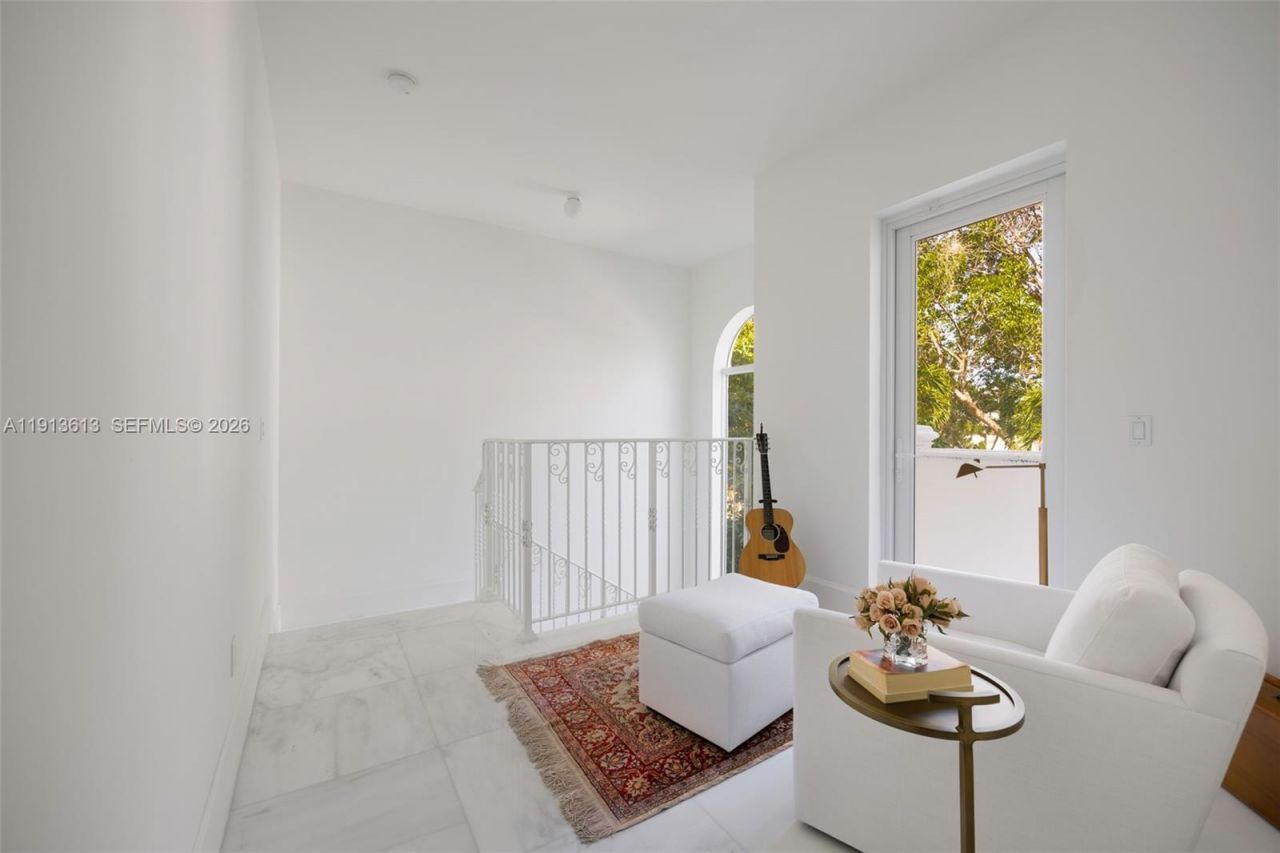 2760 Brickell Ct, Unit 2760, Miami, FL 33129 Photo