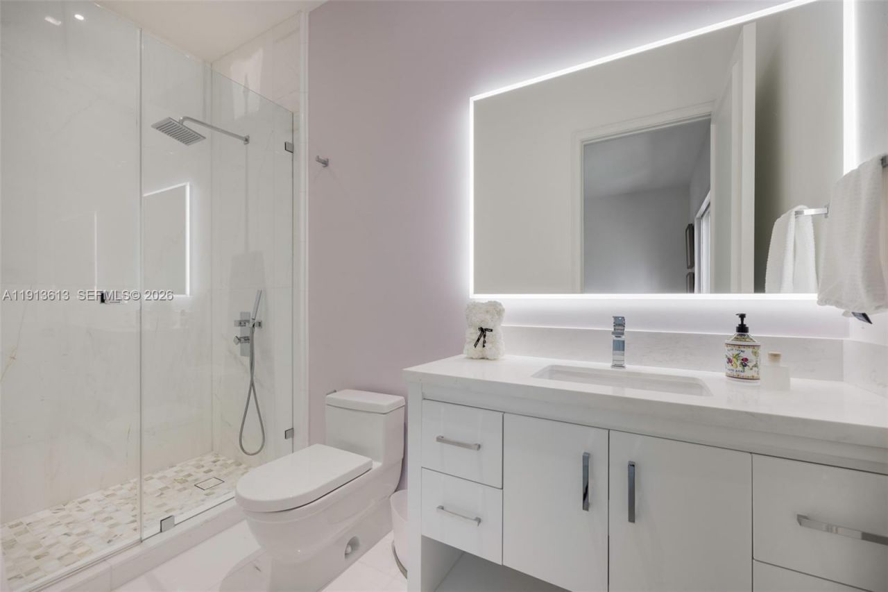 2760 Brickell Ct, Unit 2760, Miami, FL 33129 Photo