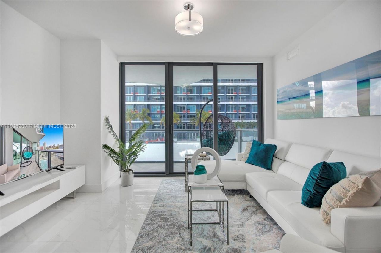 1300 S Miami Ave, Unit 1407, Miami, FL 33130 Photo