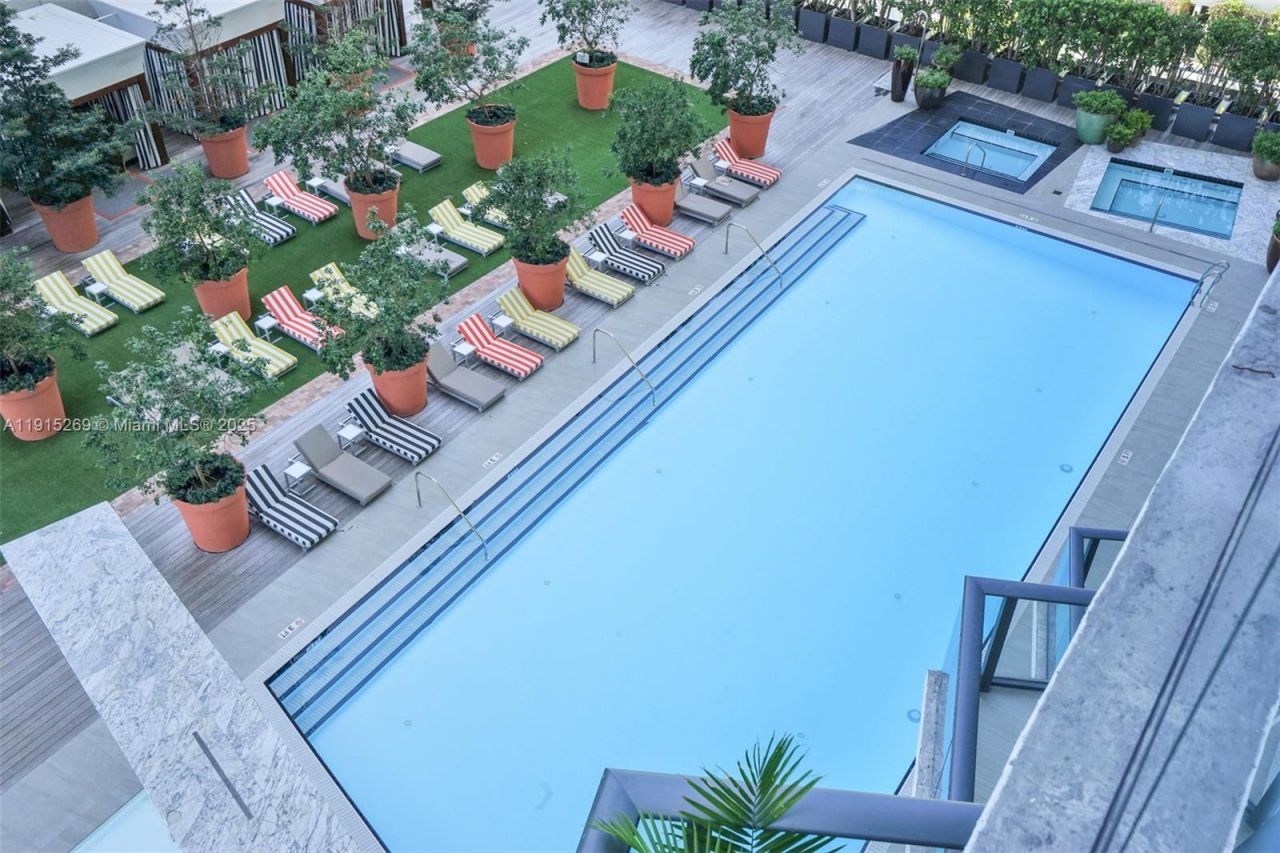 1300 S Miami Ave, Unit 1407, Miami, FL 33130 Photo