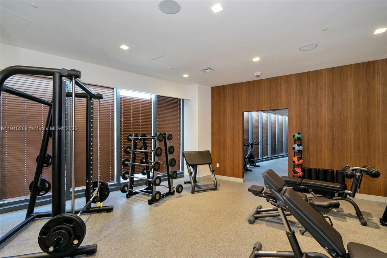 1300 S Miami Ave, Unit 1407, Miami, FL 33130 Photo