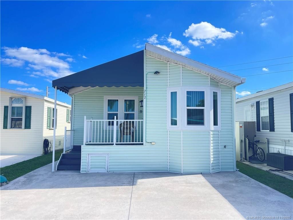 717 Nettles Boulevard, Jensen Beach, FL 34957 Photo