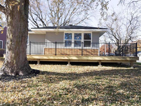 202 8th Avenue, Sully, IA 50251