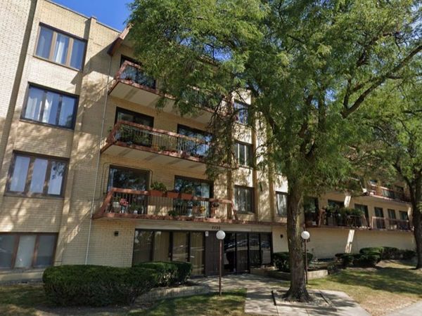 7730 W Dempster Street, Unit 209, Morton Grove, IL 60053