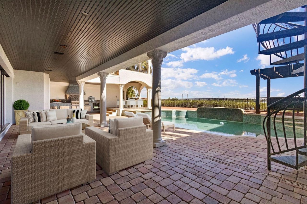 4107 Causeway Vista Drive, Tampa, FL 33615 Photo