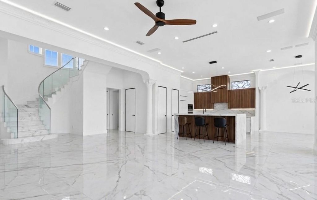 4107 Causeway Vista Drive, Tampa, FL 33615 Photo